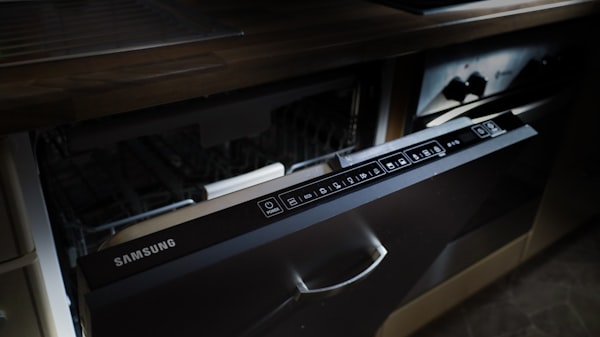 Fast dishwasher repair in Elmira NY. Leaks, drainage issues, cleaning problems fixed.